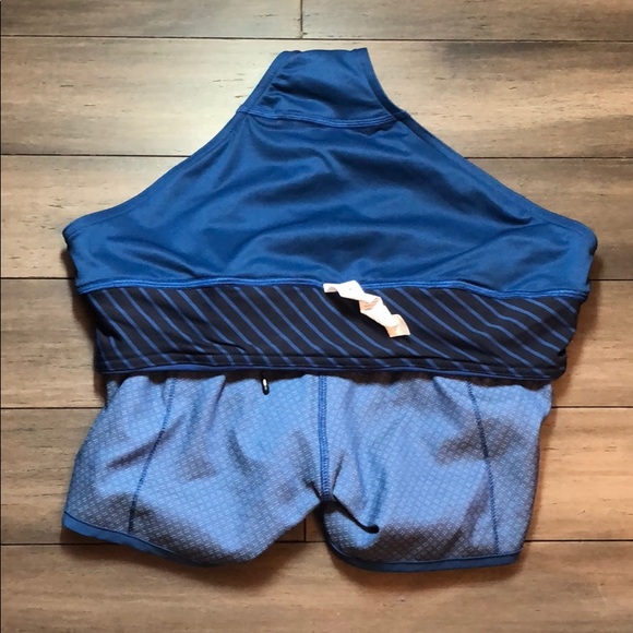 NWOT Lululemon run: speed short 4-way stretch 2.5” - Picture 6 of 15
